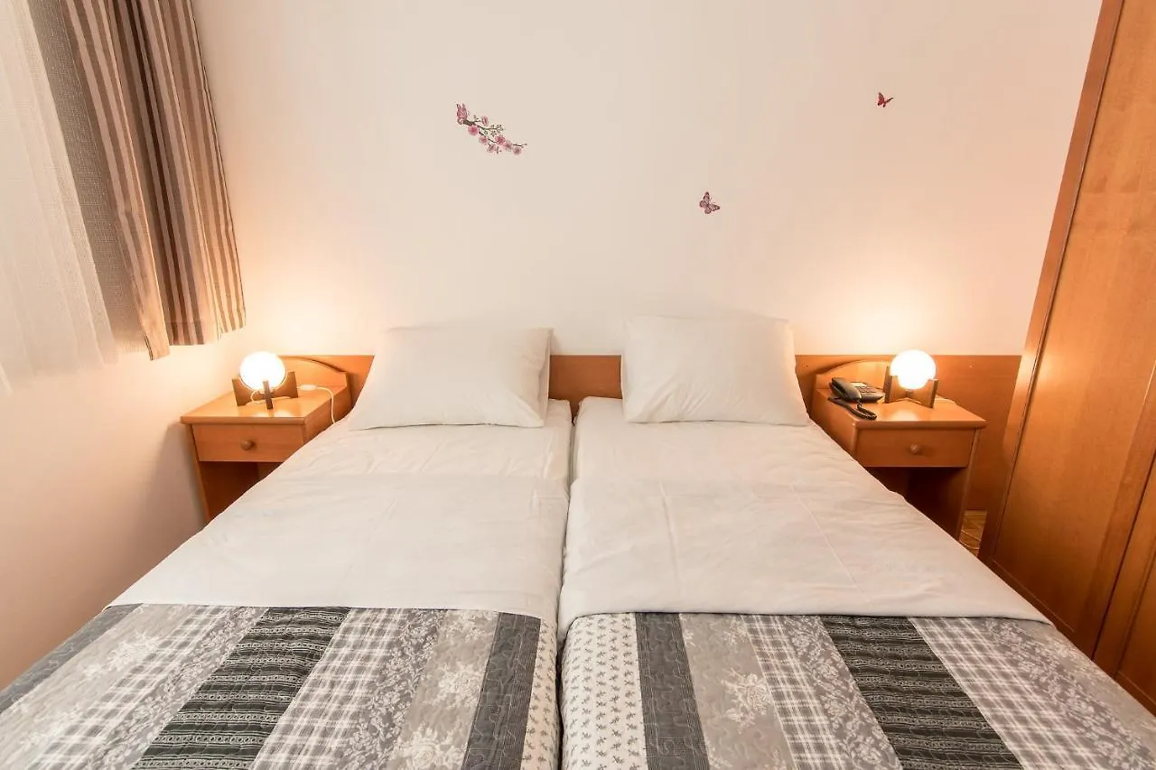 Hotel Barba 스타리그라드 파클레니차